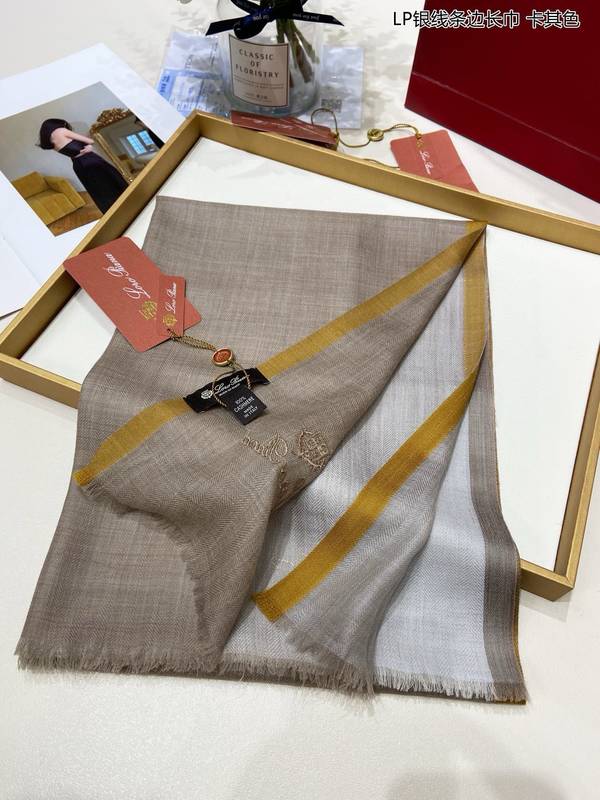 Loro Piana Scarf LPC00059 Loro Piana Scarf LPC00059